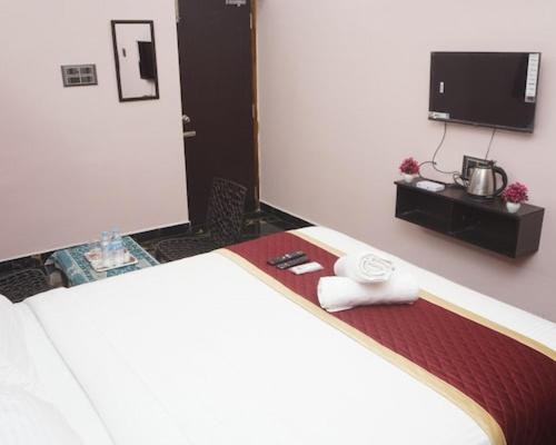 Rd Resort Puduccseri Kültér fotó
